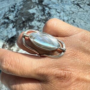 Elegant Silver and Iridescent Stone Ring